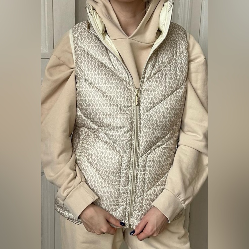 MICHAEL MICHAEL KORS Reversible Logo Print Quilted Vest